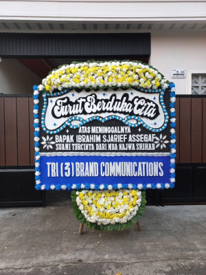 Papan Bunga Duka di Sumur Gedang